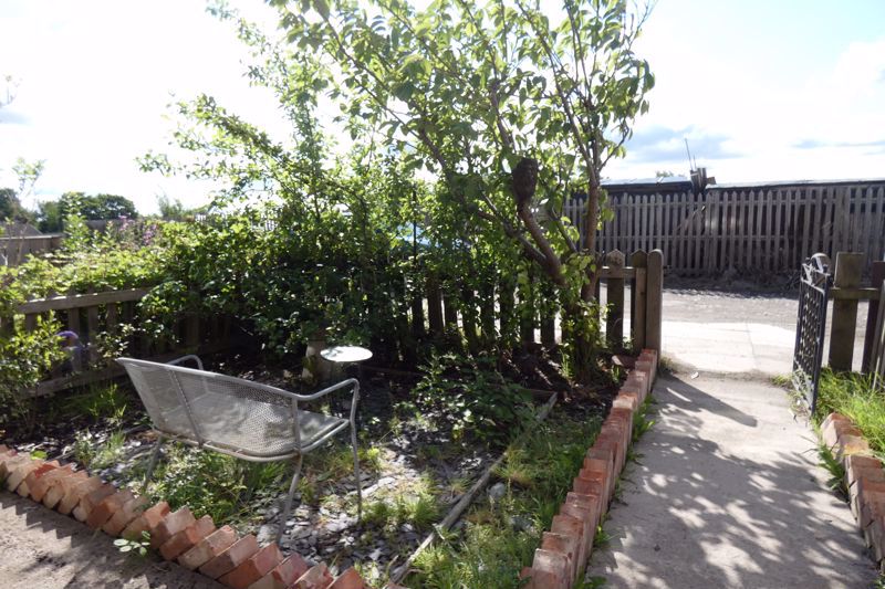 Front Garden- click for photo gallery